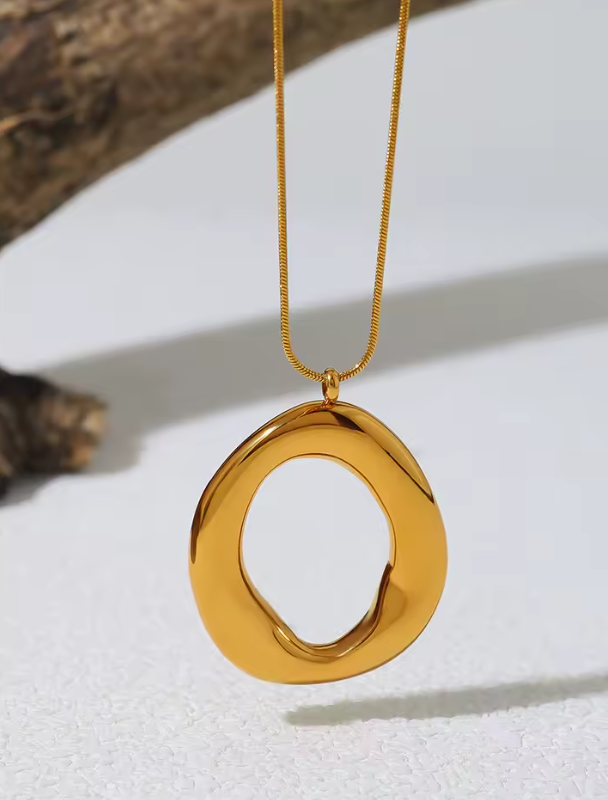 Islayne necklace