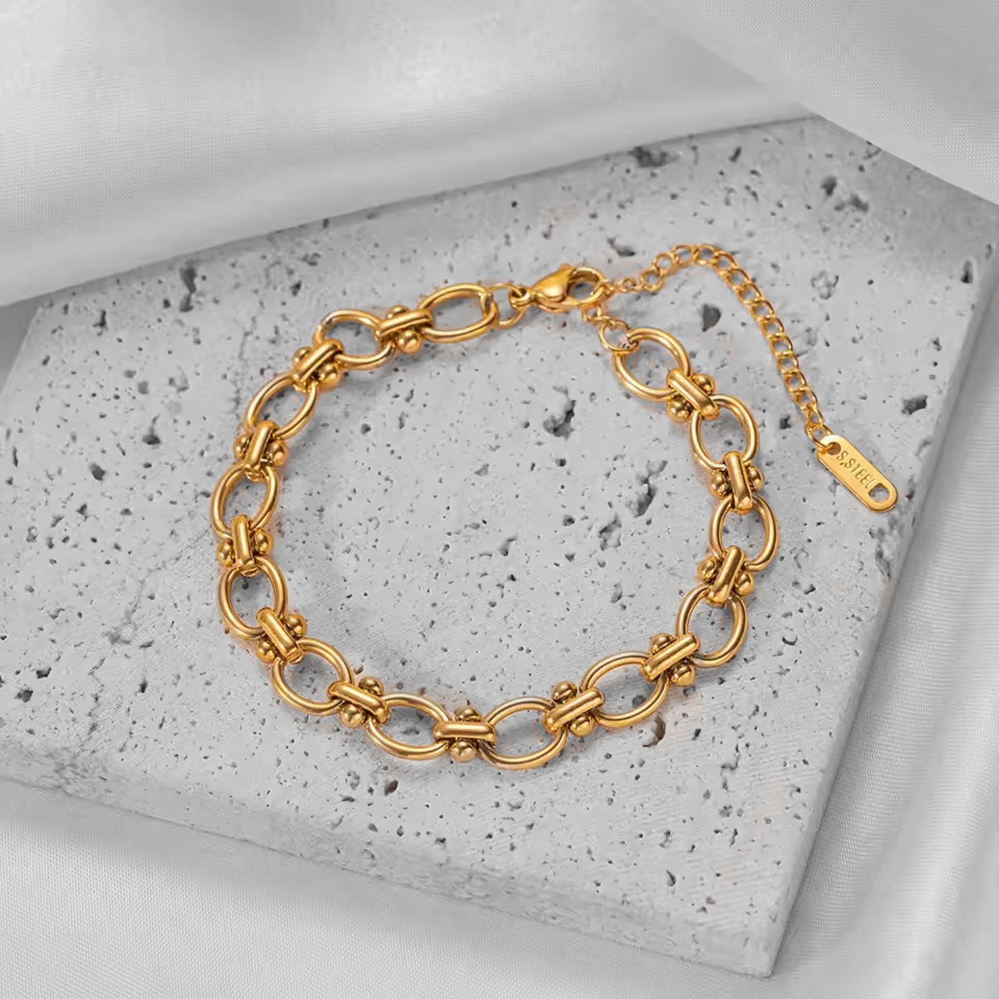 Arabelle bracelet