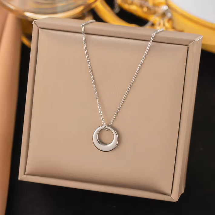 Lucienne necklace