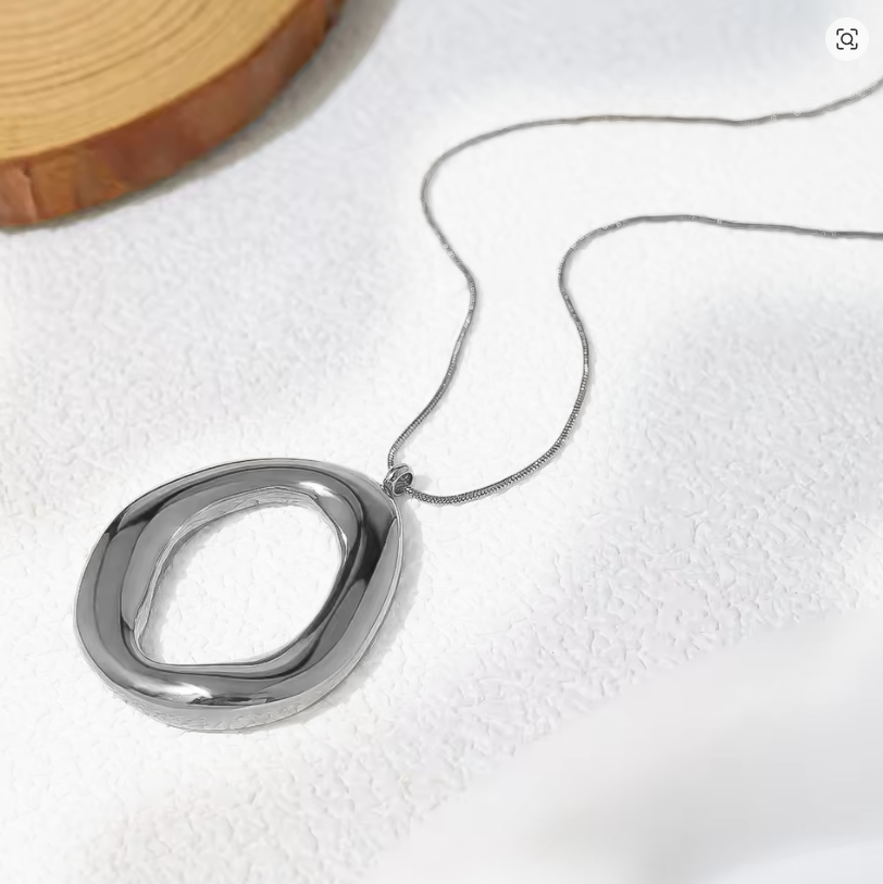 Islayne necklace